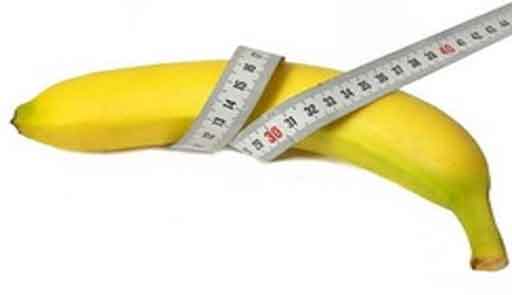 банан и рулетка сантиметр